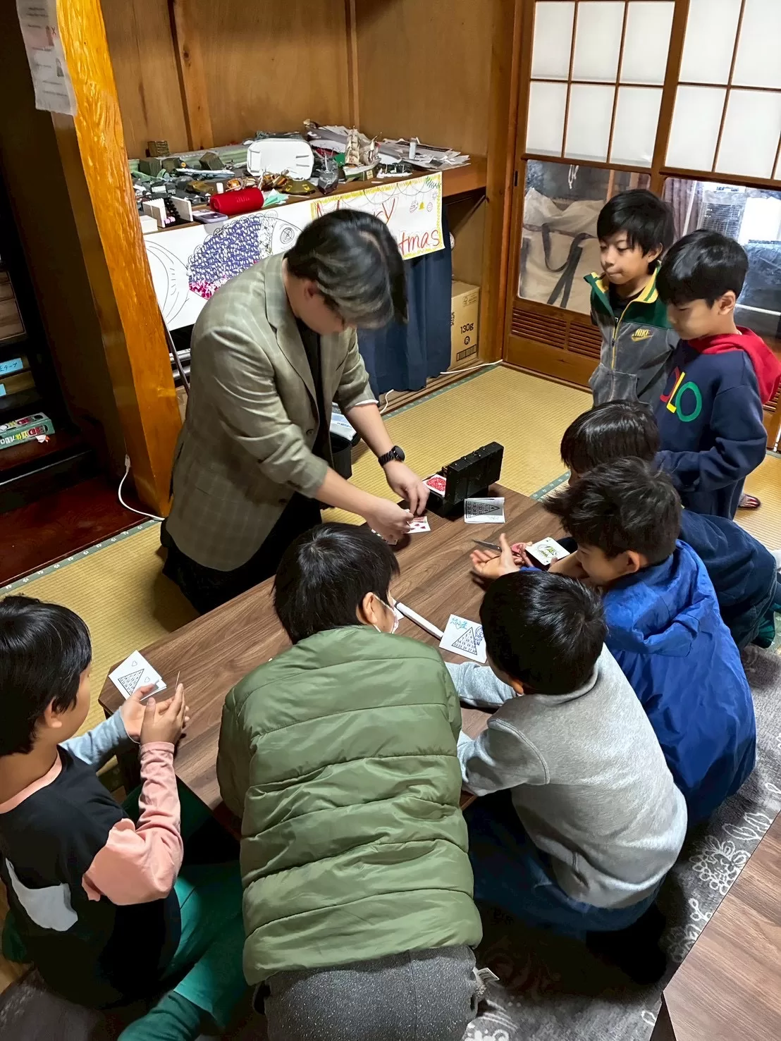 子供向けマジックレッスンの現場
